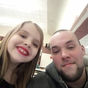 Meet your Posher, Christian